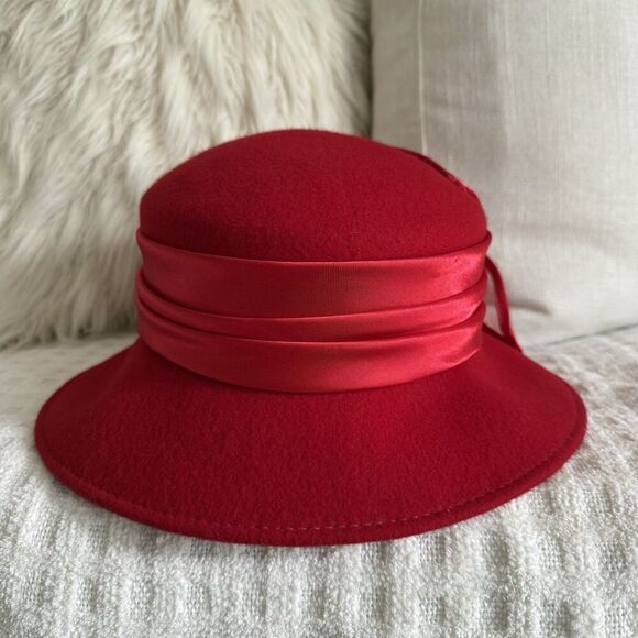 Fancy Women's Hat 100% Wool Red 3D Intricate Rose Bow Event Party Derby - Picture 10 of 12